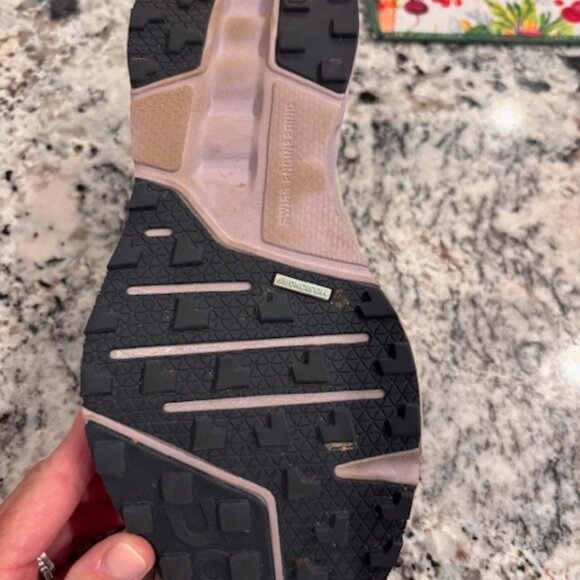 Women's ON Sneakers - Cloudsurfer Trail - Lilac / Grey / Black - Size 7.5 - Picture 3 of 9